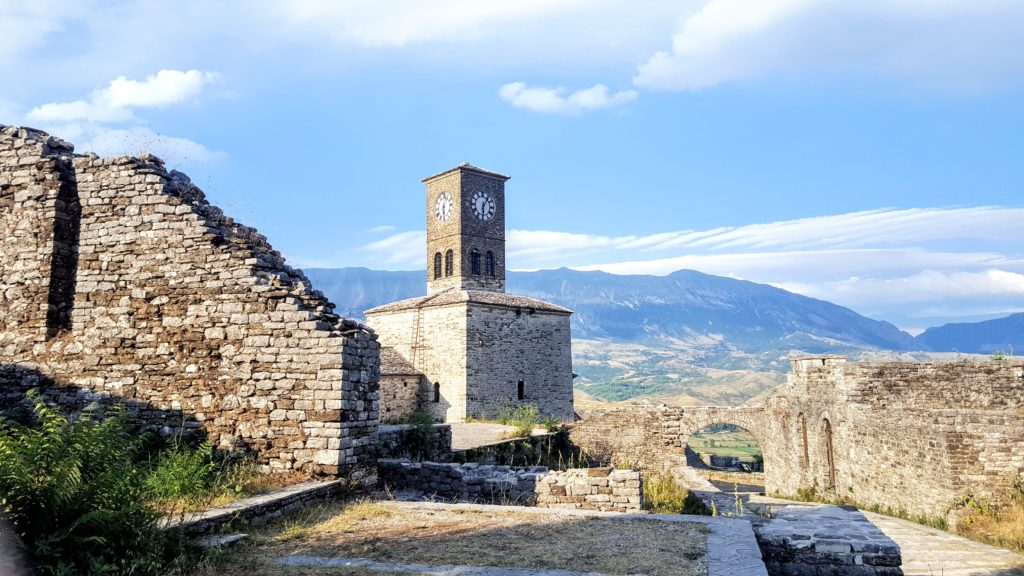 que ver en gjirokaster