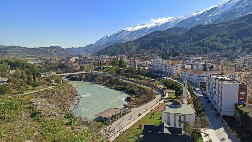 que ver en albania